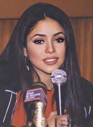 The hottest images and pictures of shakira will make every fan's day a win. Pin On Shakira