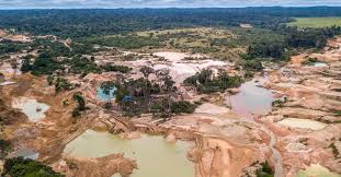The country has three major gold mines, two of these three, morila and sadiola used to produce over 80% of the country's gold produce. Mali Gold Panning By Dredging Pollutes The Bagoe River Local Residents Complain Afrik 21