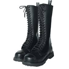 Springerstiefel bezeichnet die geschnürten kampfstiefel der fallschirmjäger und beim for faster navigation, this iframe is preloading the wikiwand page for springerstiefel. Knightsbridge 20 Loch Springerstiefel Ranger Boots Gothic Armyoutlet De