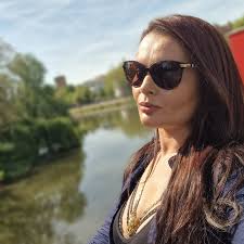 Sandra Monroe (@aleksandra.markovic.96387189) • Facebook