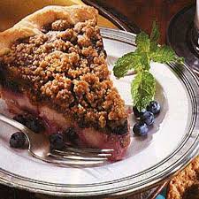 Streusel Topped Pear And Blueberry Pie Recipe Epicurious Com