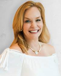 Rita Collins's Instagram, Twitter & Facebook