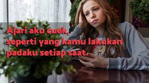 Terkadang teman terdekatmu merupakan musuh terbesarmu. 25. Kata Kata Sindiran Buat Pacar Yang Menyebalkan Posbagus