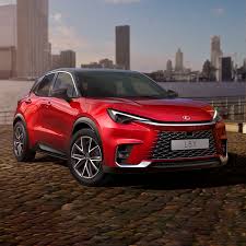 Lexus LBX Active | Subcompact Crossover | HEV | Lexus Dominican Republic