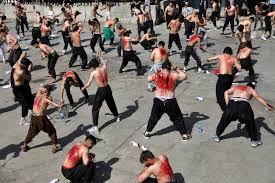 ʿāshūrāʾ ʕaːʃuːˈraːʔ) is the tenth day of muharram ul haraam, the first month in the islamic lunar calendar. Ashura Festival Sees Children Left Covered In Blood As Devout Muslims Use Knives To Slice Their Heads Open