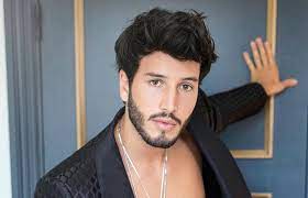 1 of 2021, breaking a tie with rauw alejandro for the most among all acts. Sebastian Yatra Tour Dates 2021 2022 Sebastian Yatra Tickets And Concerts Wegow United States
