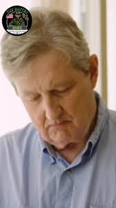 Shawn Truitt's Instagram, Twitter & Facebook