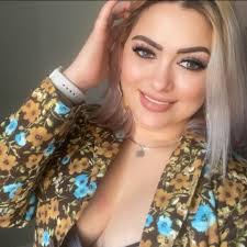 Elio Castillo's Instagram, Twitter & Facebook