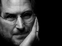 Povestea lui Steve Jobs: geniu sau tiran?