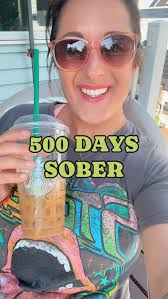 LEXI DONOVAN ✳︎ alcohol free lifestyle & weightloss tips