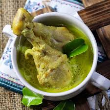 Meski opor ayam dapat dimasak sesuai selera namun takaran bahan dan bumbunya harus pas. Resep Dan Cara Membuat Opor Ayam Kuning Spesial Untuk Lebaran Qudapan