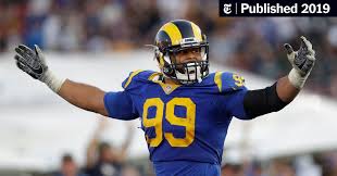 Official fan page of aaron donald. Aaron Donald Doesn T Look Like A Defensive Tackle So He Reinvented The Position The New York Times