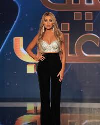 maya diab on instagram هيك منغني و هيك منسهر كل احد fashion looking gorgeous arab beauty