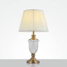 Piochez parmi nos meubles et objets déco et faites le plein d'inspiration ! Lampe A Poser En Fer Cristal Abat Jour De Tissu H65cm Blanc Or Pour Salon Chambre Lampentisch Tischlampen Nachttischlampe