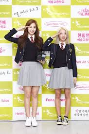 Twice Tzuyu Hanlim Multi Art School Graduation Ceremony 19 02 12