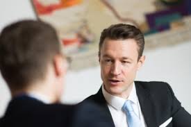 Gernot blümel (born 24 october 1981) is an austrian politician of the austrian people's party (övp). Finanzminister Alternative Anlageformen Mussen Attraktiver Werden Recht 30 11 2020 Fonds Professionell