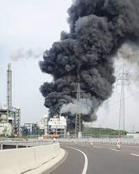 On 28 august 2008, an explosion occurred at the bayer cropscience facility at institute, west virginia, united states. Nnak4av Ulce M