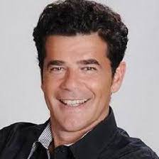 Para mí restó la llegada de panelistas a la. Julian Weich Fundacion Konex