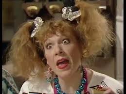 lilo lill (Lillian o' leary) and nellie fight in the street :)