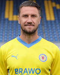 Ermin Bičakčić » Bilanz unter Schiedsrichter Eric-Dominic Weisbach