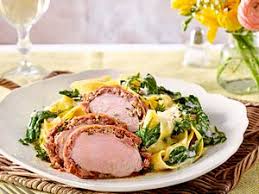 Schweinefilet bei niedriger temperatur gegart ist außerordentlich lecker. Schweinefilet Lecker
