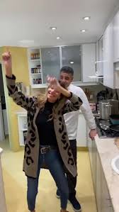 En esta oportunidad, la conductora de américa y el intendente de vicente lópez fueron invitados a la la. Jorge Macri Sabado De Cocina Con Maria Belen Luduena Facebook
