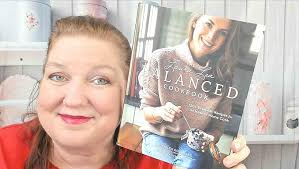 The Laura Lea Balanced Cookbook: 120+ Everyday Recipes for the Healthy Home  Cook: Lea, Laura, Randall, Alice: 9781951217006: Amazon.com: Books