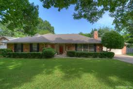 Home For Sale 2515 Gary Lane Arlington Tx 76016 Get More Information And Search Other Listings F We Buy Houses Foreclosed Homes For Sale Texas Real Estate