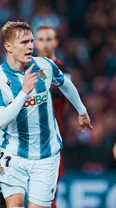 La conexión entre el centrocampista martin odegaard y el delantero erling haaland, autor de un 'hat. Ø®Ù„ÙÙŠØ§Øª Ø§ÙŠÙ„Ø§ On Twitter Ø®Ù„ÙÙŠØ§Øª Ø§ÙŠÙ„Ø§1 Ø®Ù„ÙÙŠØ§Øª Ù…Ø§Ø±ØªÙ† Ø§ÙˆØ¯ÙŠØºØ§Ø±Ø¯ Wallpaper Martin Odigard