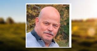 Robert Pinchuck's Instagram, Twitter & Facebook