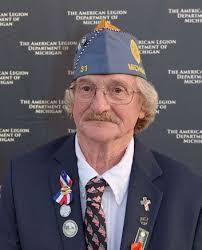 Daryl Kinder's Instagram, Twitter & Facebook