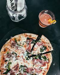 Hot Italian Sacramento Favourite Pizza Dinner National Pizza