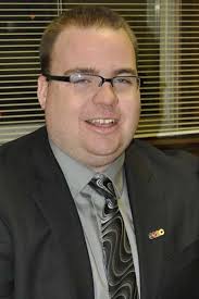 Two candidates running in Hilton mayoral race