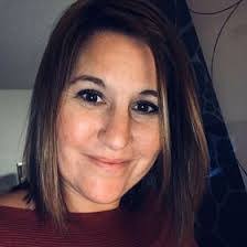 Erin Cote's Instagram, Twitter & Facebook