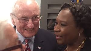 Former UGA football coach and AD Vince Dooley: college athletes shouldn't  be paid