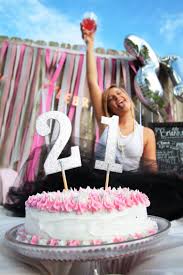 21st Birthday Outdoor Birthday Photoshoot Ideas For Adults Pin On 21