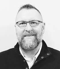 Dave Tait's Instagram, Twitter & Facebook