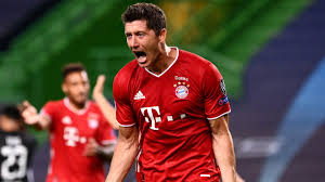 Robert lewangoalski thomas muller hilariously giving the best player awards to his horses. Thomas Muller On Twitter Congratulations Mr Lewangoalski Fcbayern Playeroftheseason Lewy Lewangoalski Esmuellert Teamwork Miasanmia Https T Co 0pp3k8otxe