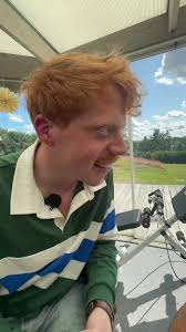 Sveriges yngsta mamma och hennes hund