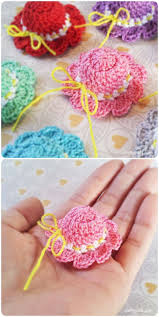 10 Crochet Mini Baby Shower Favors With Free Patterns Free Pattern Crochet Crochet Baby