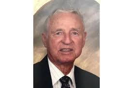 Patricia Lenz's Instagram, Twitter & Facebook