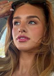 Elsie Silver Universe Fan Casting