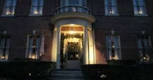My Friend Sally Spaulding S Home Hazard Primitives Window Candles Country Interior House Styles