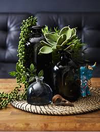 Raumgestaltung Mit Dunklen Farben Ikea Couchtische Dekorieren Dekor Esstisch Dekor