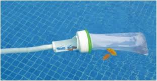 Floating pool skimmer for have one automatic suction. Skimmer For Pool