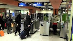 Gare du nord to gare de lyon by rer. How To Change Trains Station In Paris By Metro Or Taxi
