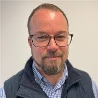 Lisa Langworthy's Instagram, Twitter & Facebook