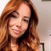 Jennifer Catt's Instagram, Twitter & Facebook