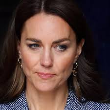 Kate Middleton's moving 4-word message to people with cancer as royal  declares 'you are not alone'