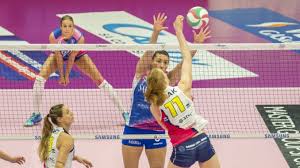 Doppiata da hiroko suzuki e eiko masuyama (originale) kaori yagisawa è una delle sorelle yagisawa proveniente dalla jidoin high school. All Star Game Femminile Il Regalo Di Una Pallavolo Che Si Festeggia Volley News